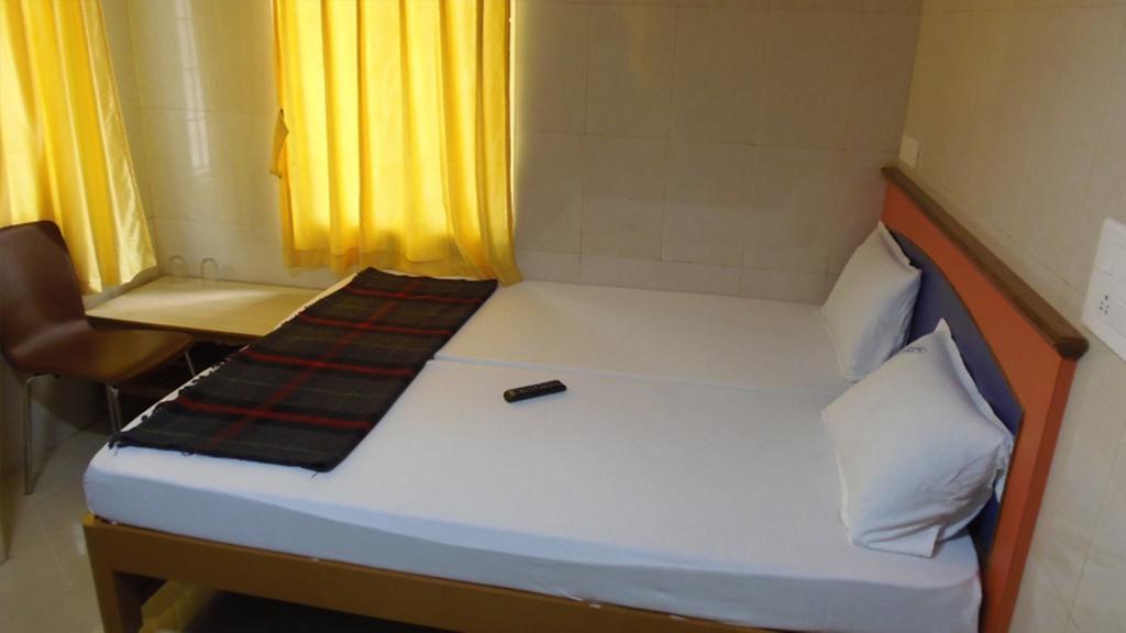 Kvr Deluxe Residency Vila Tirupati Quarto foto